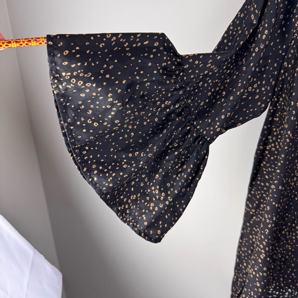 LaRoque Original Sz OS Black & Gold V Neck Tunic 100% Silk Luxury‎ - Picture 6 of 12